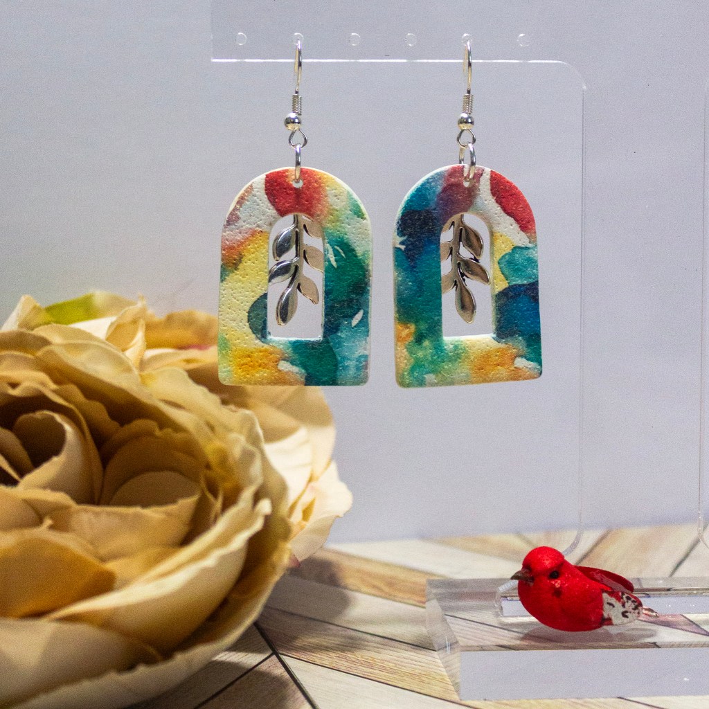 multicolor earrings with arch shape and cutout window